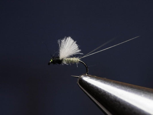 How to Tie the RS2 Fly?