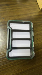 Kylebooker Super Slim Magnetic Back Waterproof Fly Fishing Box: 4 Compartments