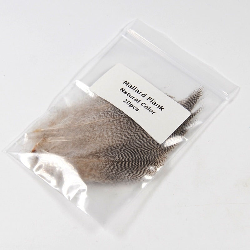 Kylebooker [ 20 kpl / laukku ] Wifreo Natural Barred sinisorsan kylkihöyhenet villihanhen hiukset perhojen siivet pyrstöille.